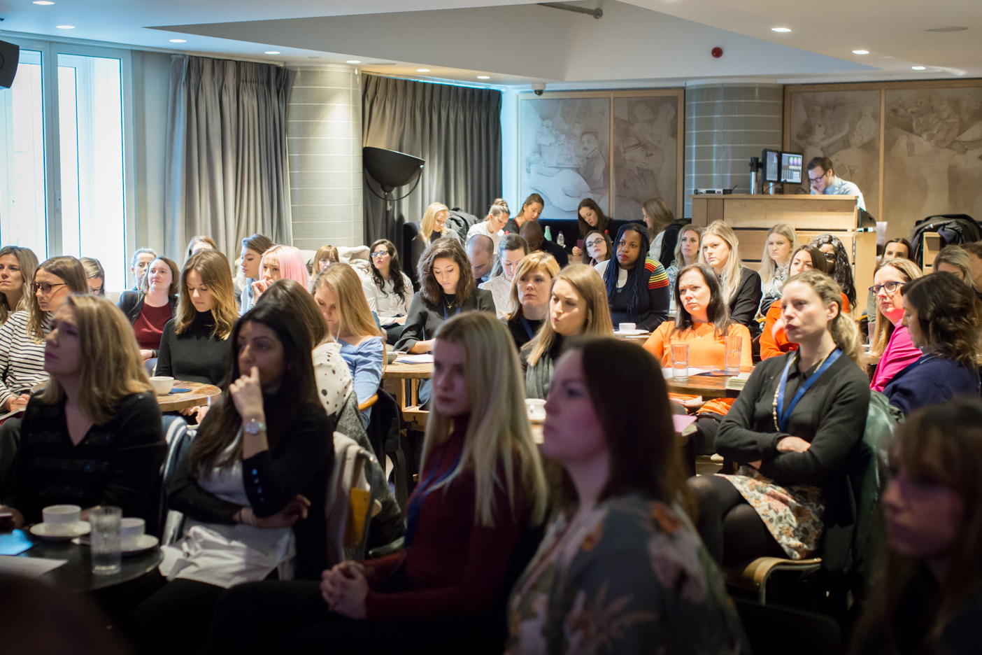 img-33_31689612914_o