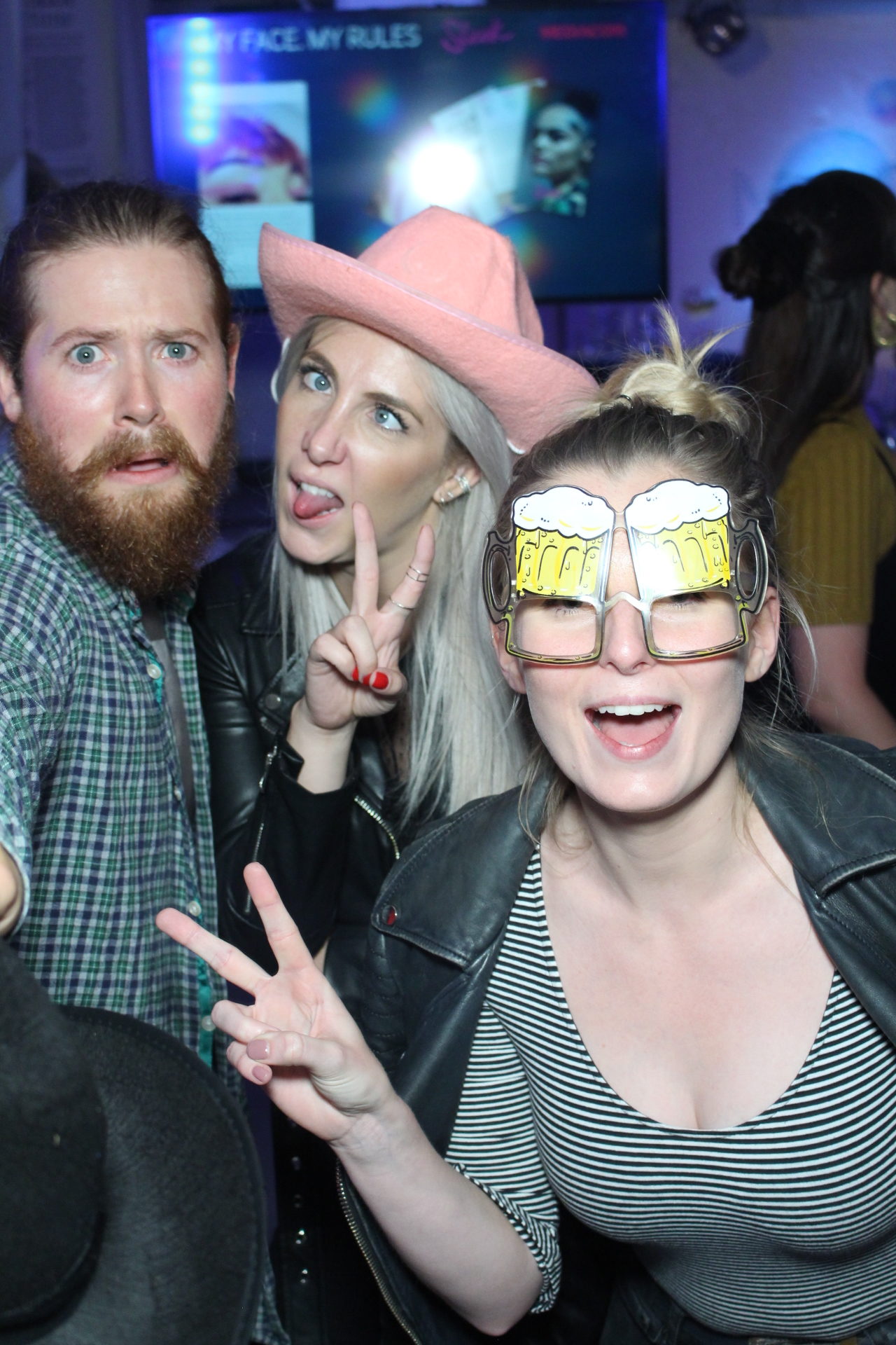 1528994375204_42049805975_o