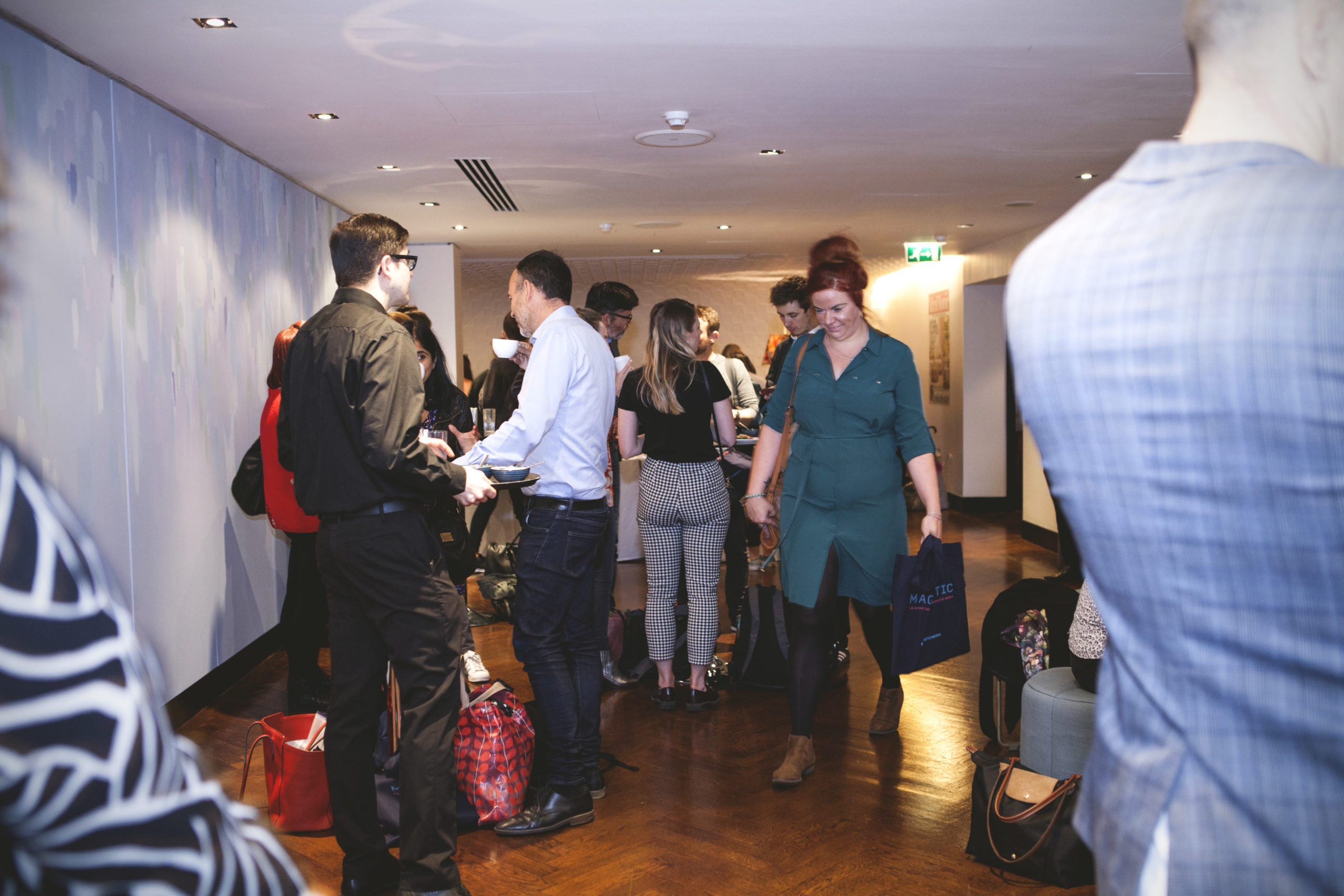 0040-0363_44607832772_o