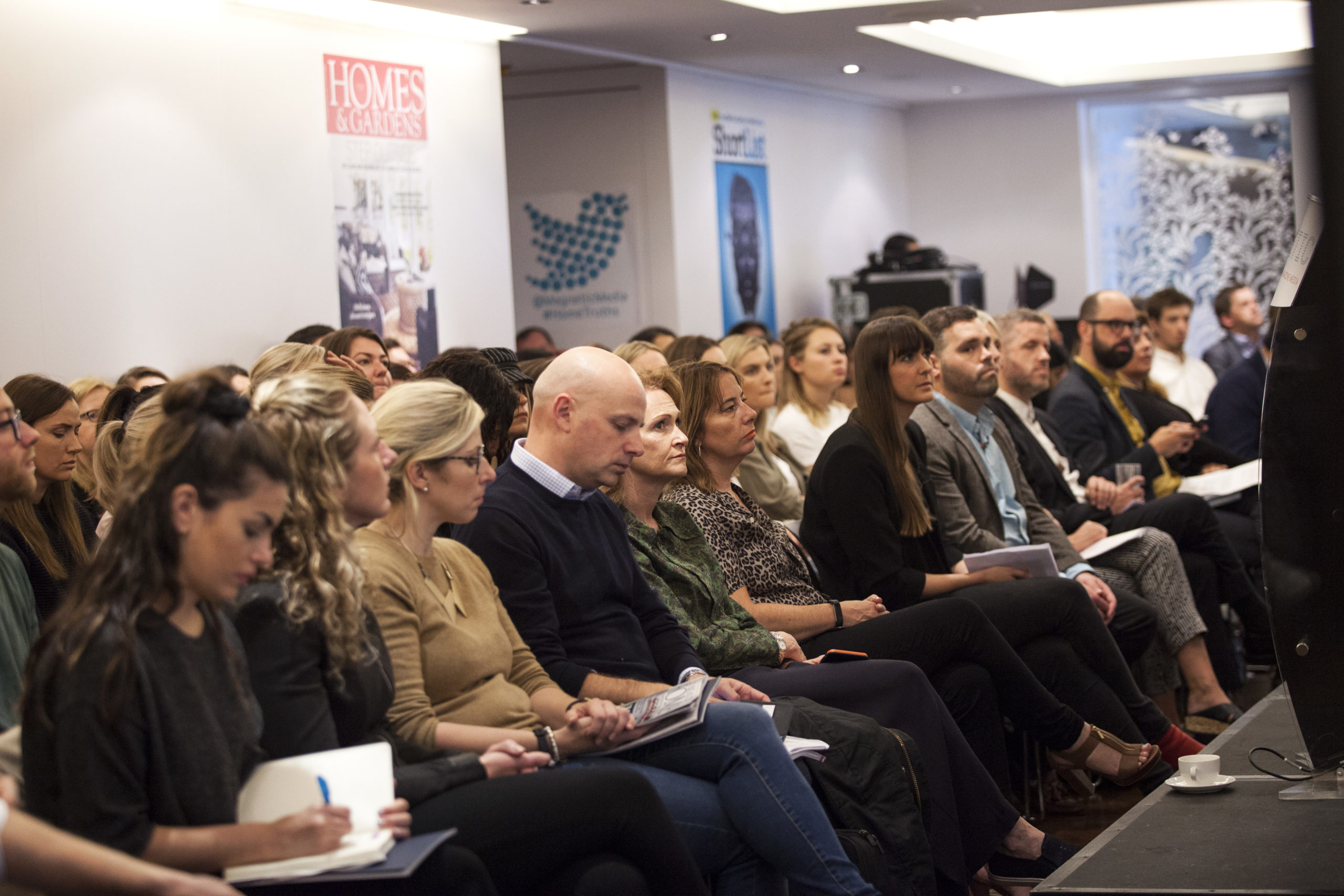 0087-0580_43748343745_o