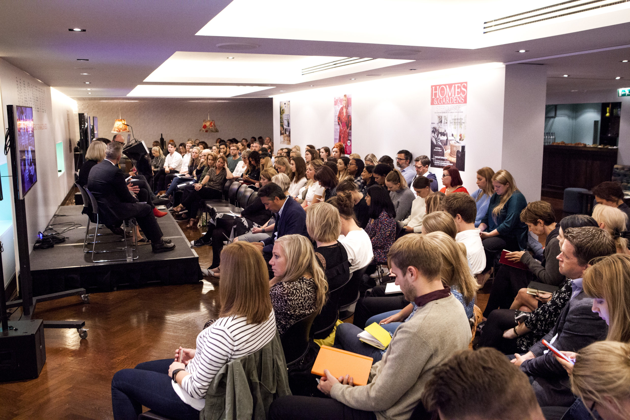 0115-0753_44657514871_o